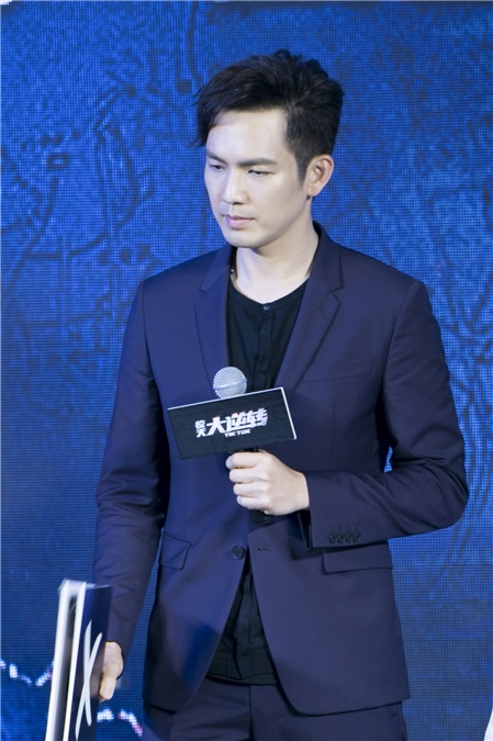 《惊天大逆转》全球首映 悬疑动作片新标杆领跑暑期档