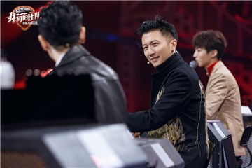 《我们的乐队》王俊凯萧敬腾套话，谢霆锋爆王菲小秘密