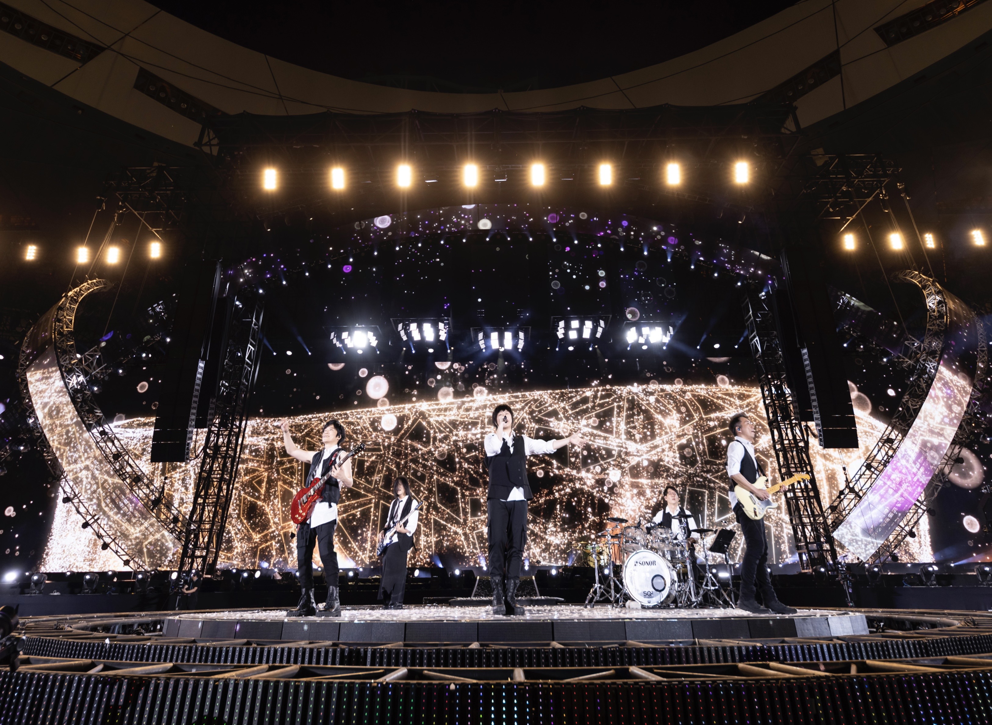 五月天第7次鸟巢共计20场演唱会完美达成 台上台下星光熠熠 全城狂欢Let's go party