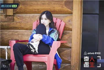 前往加拿大体验骑行的杨颖