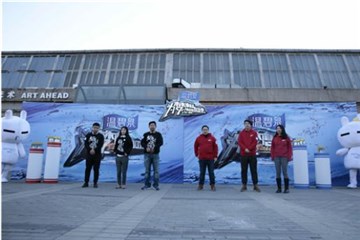 “内啥网”VS“WE+”