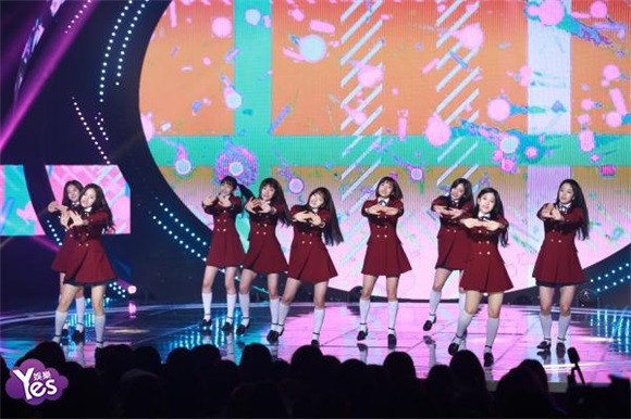 〈Yes 首尔现场〉MOMOLAND《The show》献精彩演绎获第一名
