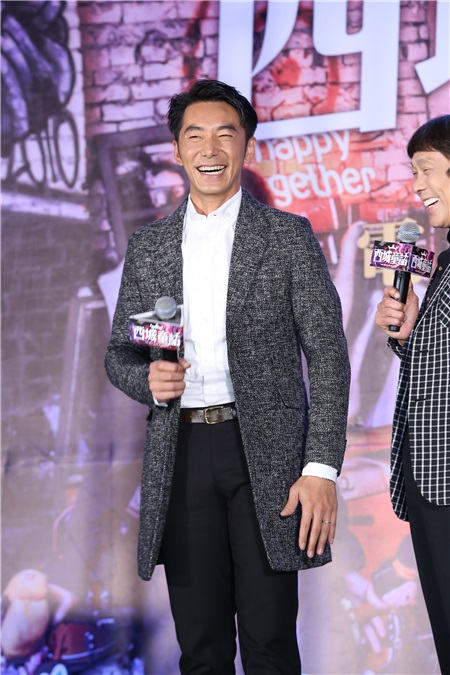 李李仁、郭书瑶、猪哥亮、陶晶莹出席电影《希成童话》首映会