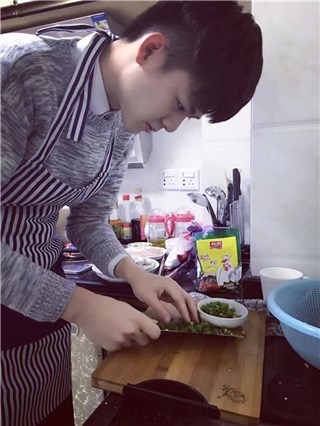 刘逾