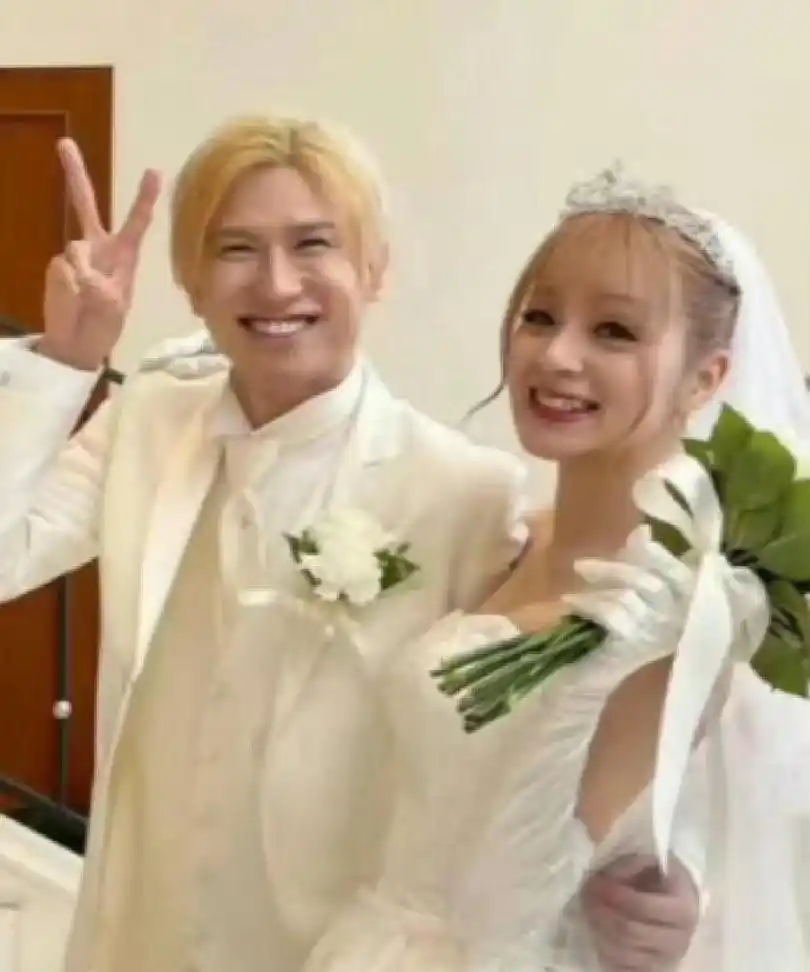 美依礼芽官宣离婚，龚琳娜暖心留言：音乐滋养人心