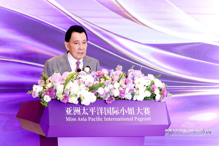 陈冠希爸爸 “九哥” 杀入美丽产业！58 年国际赛事落子中国