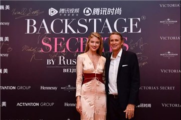 Martha与Russell James