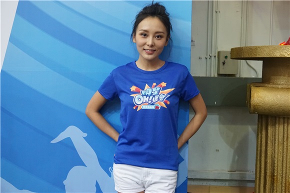 何佩瑜、崔碧珈、罗霖等出席明星运动会