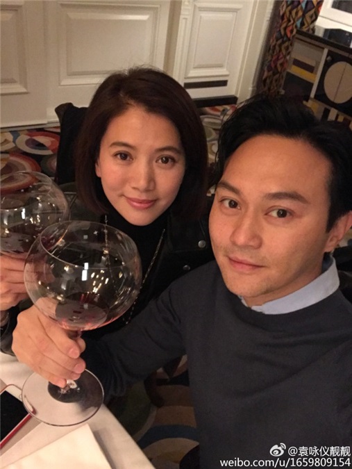 张智霖袁咏仪甜蜜庆祝结婚16年纪念日