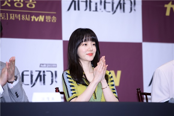 《芝加哥打字机》办发布会 刘亚仁林秀晶等出席