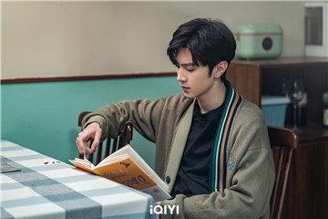电视剧《我的反派男友》新晋「校园剧男神」陈哲远化身反派魔王 恋上俏皮作家沈月