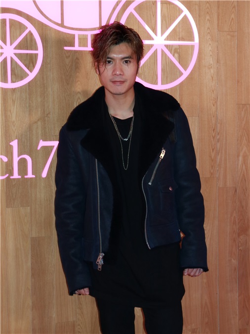 郑秀文、张智霖等出席「COACH 75周年限定店开幕礼」