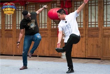 郝歌与刘守红学跳肉连响