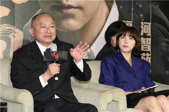 河智苑、吴宇森、樱庭奈奈美、吴飞霞等出席电影《追捕》记者会