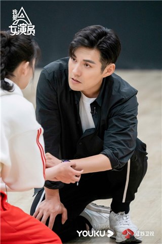 《我是女演员》正式开播 话题热度全方位收割 引发全闸道注