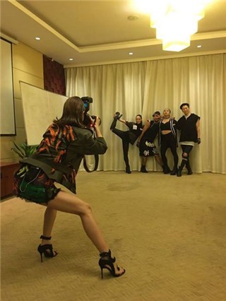 图片说明