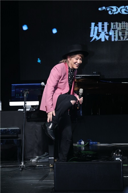 小室哲哉.坂本美雨 记者会