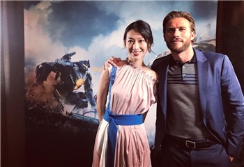 《环太平洋2》全球首映礼温雅和主演斯科特·伊斯特伍德