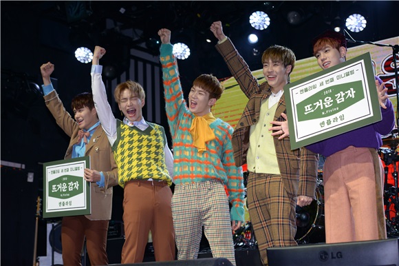 男团N.Flying举办《N.Flying》Showcase