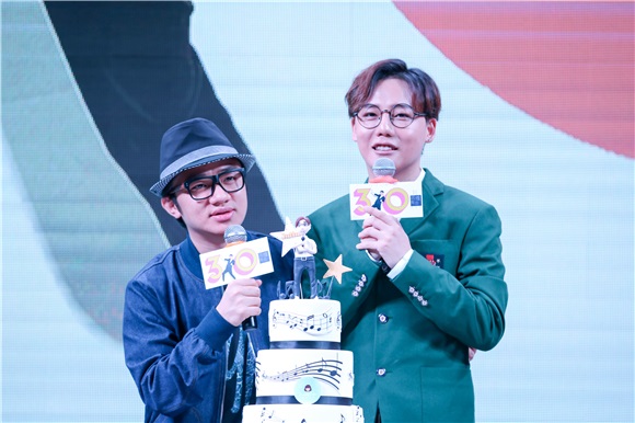 刘维「因维有你」生日会王祖蓝现身送惊喜