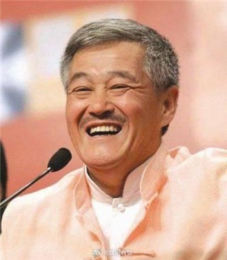 赵本山否认全家移民加拿大:全家户口在辽宁