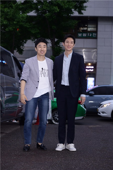 李宝英、李尚允、权律等出席SBS电视剧《悄悄话》终放宴
