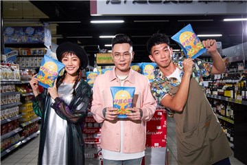 萧秉治打造畅销金曲受封“OST制造机” 《怦然心动》MV洒糖甜蜜首播
