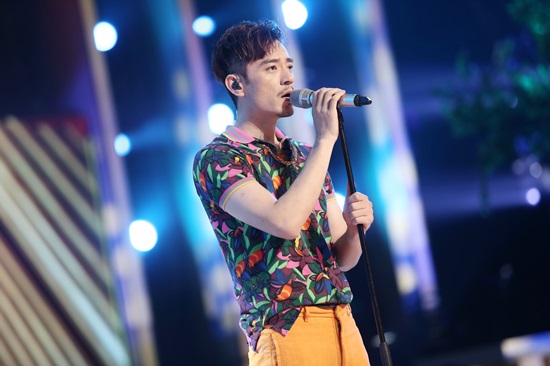 李光洁综艺节目的时尚 完美身材任意驾驭