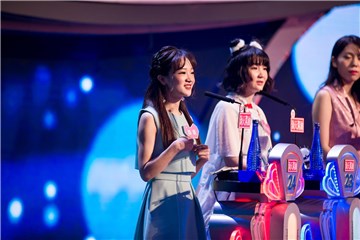 女嘉宾大胆表白姜振宇