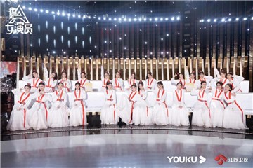 教导主任刘涛气场全开 《我是女演员》师生燃起斗志