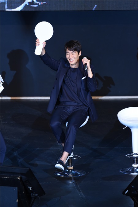 韩星金来元举办粉丝见面会