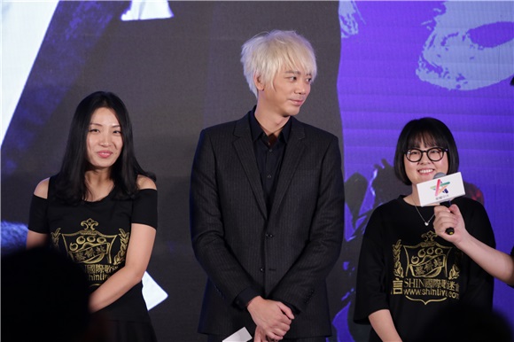 GentleMonster逆反生长 信巡回演唱「野性」来袭