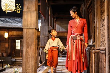 吕妍《年兽》圆满杀青 娇俏鼠仙的下凡大作战
