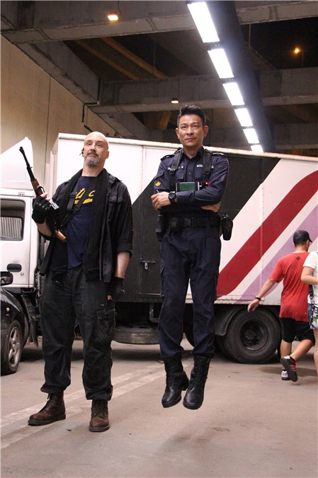 挑战外藉演员身高屡受伤 刘德华与姜武隧道火拼上演连场激战