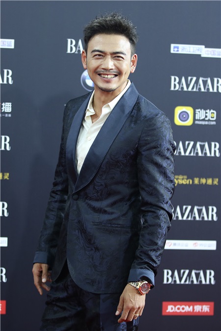 2017芭莎明星慈善夜在京盛大举行 数百位明星共用盛宴