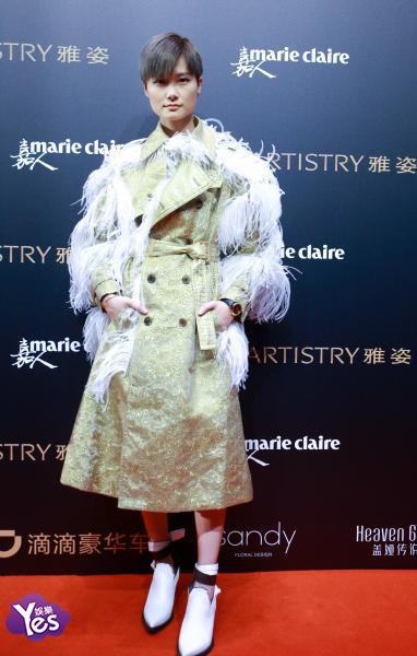 易烊千玺杨幂唐嫣Angelababy刘亦菲等出席嘉人盛典