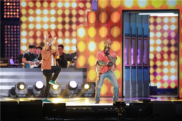 2016 DMC FESTIVAL《假面歌王》举行舞台 李在恩、Dana、金九拉、KCM等出席