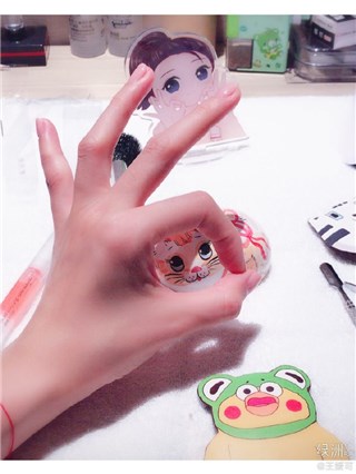 美甲博主上线！王媛可花式宠粉“ok姐姐”大玩谐音梗
