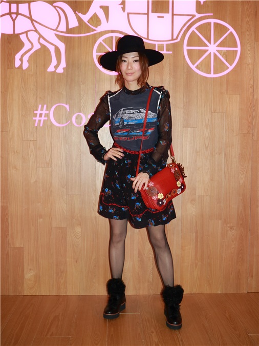 郑秀文、张智霖等出席「COACH 75周年限定店开幕礼」