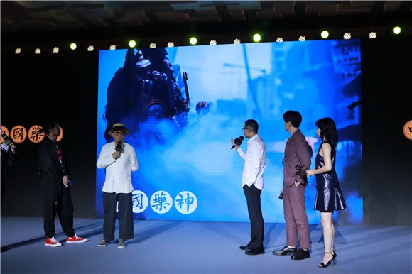 徐峥宁浩时隔三年再度合作 赞叹王传君敬业为戏狂减肥