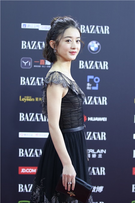 2017芭莎明星慈善夜在京盛大举行 数百位明星共用盛宴