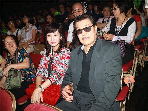 许冠杰2016演唱会首场