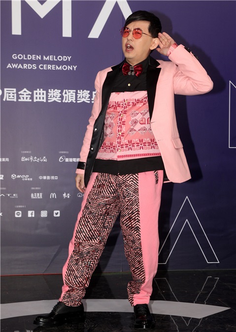 28届金曲主持人黄子佼