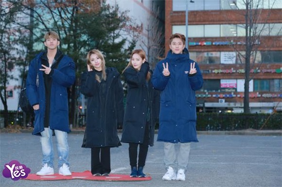 Pentagon、KARD、ASTRO等亮相《Music Bank》上班路