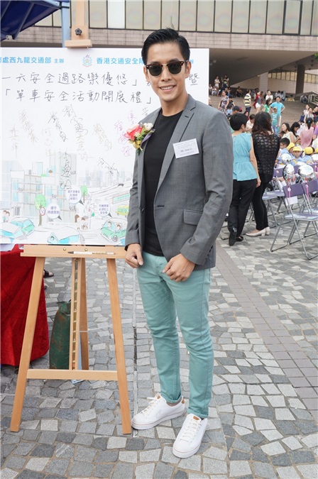 〈Yes 香港现场〉李逸朗出席《单车安全活动开展礼》活动