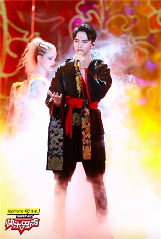 王南钧无缘六强 被贝克汉姆相中