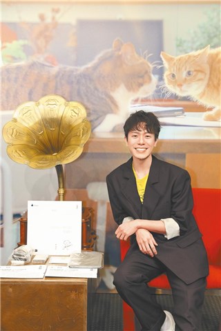 韦礼安感伤新专辑路崎岖暴哭 泄分手11年女友