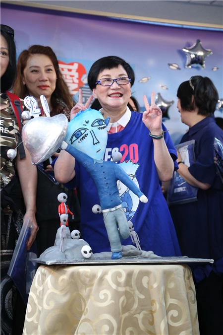 张小燕、黄子佼、张清芳等出席《飞碟电台廿周年庆》记者会