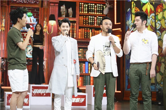 薛之谦六位数买她的画 小「Angelababy」大秀才艺
