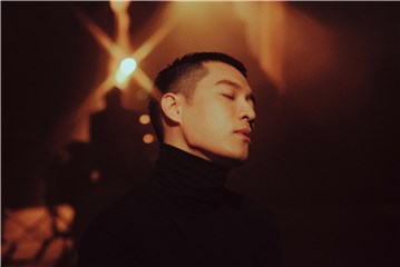 NICKTHEREAL周汤豪登2022 Youtube热门音乐影片冠军